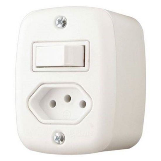 INTERRUPTOR SIMPLES+1TOMADA 10A BC PLUZIE SOBREPOR